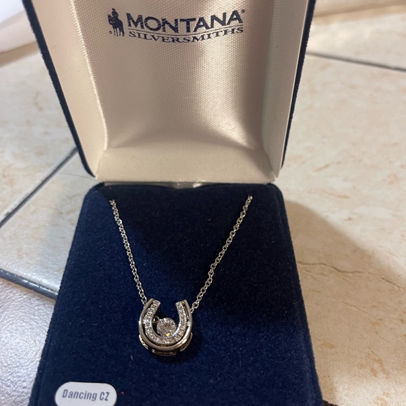 Jewelry New Horse Shoe Necklace Poshmark